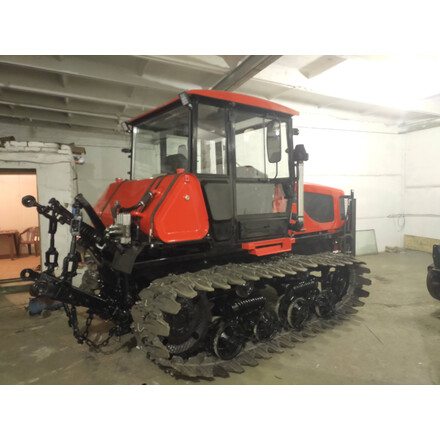 Трактор ВТГ-100