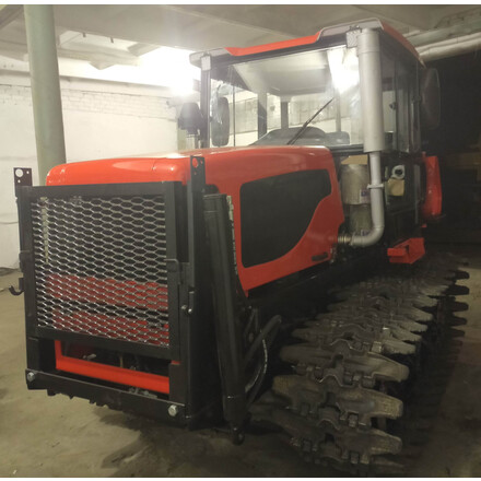 Трактор ВТГ-100