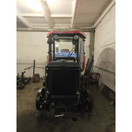 Трактор ВТГ-100