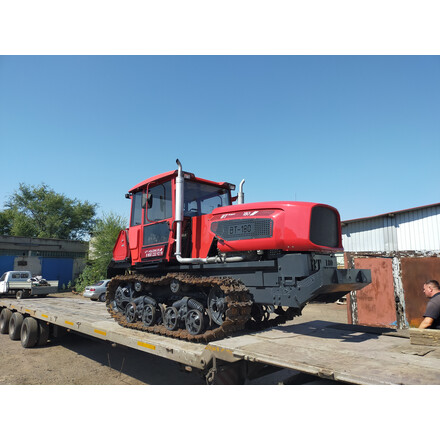 Трактор ВТ-180